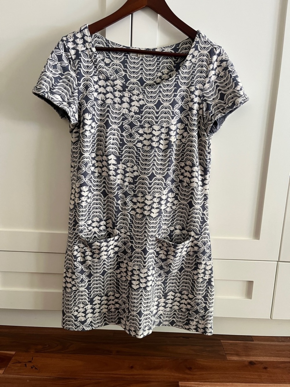 White Stuff Lavender & White Floral Pattern Short Sleeve Mini Dress